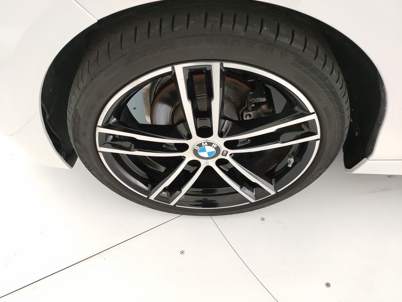 BMW Serie 1 118d 5p msport auto - 16