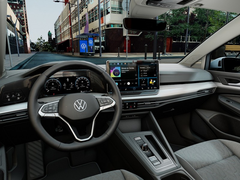 Volkswagen Golf 1.5 TSI EHYBRID LIFE DSG - 2