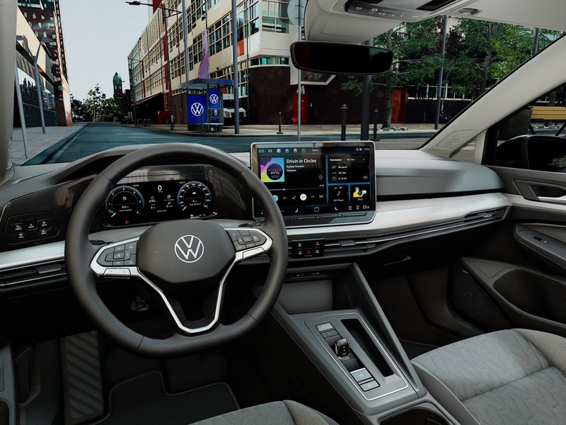 Volkswagen Golf 1.5 TSI EHYBRID LIFE DSG - 2