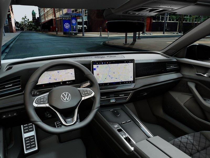 Volkswagen Passat 2.0 TDI SCR R-LINE 150 CV DSG - 2