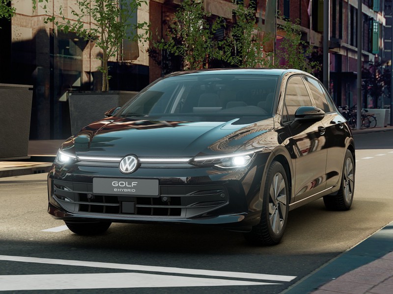 Volkswagen Golf 1.5 TSI EHYBRID LIFE DSG - 1