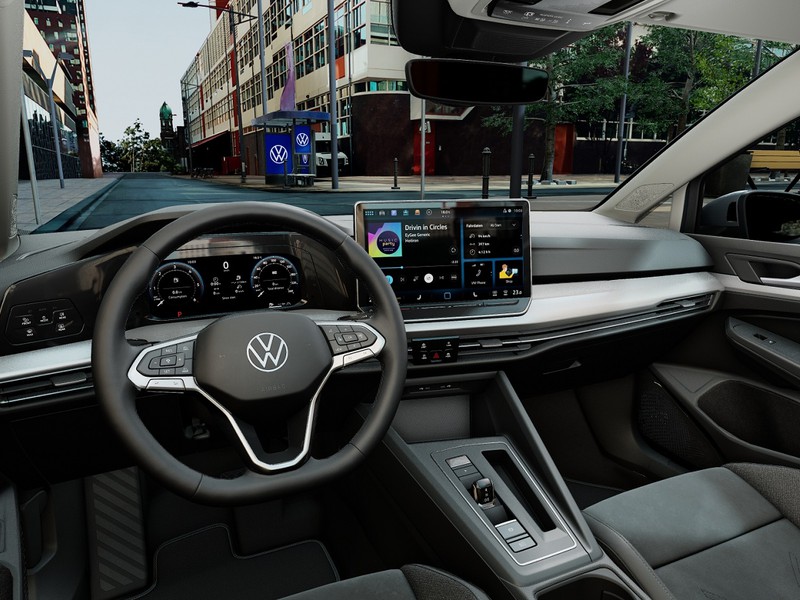 Volkswagen Golf 1.5 TSI EHYBRID LIFE DSG - 2