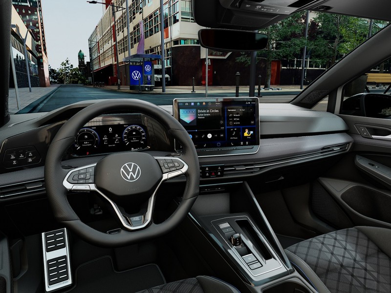 Volkswagen Golf 2.0 TDI SCR R-LINE DSG 150 CV - 2