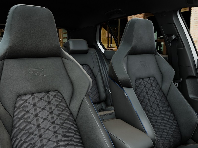 Volkswagen Golf 2.0 TDI SCR R-LINE DSG 150 CV - 3