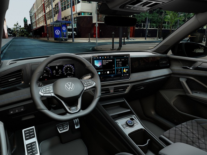 Volkswagen Tiguan 2,0 TDI SCR R-LINE DSG 150 CV - 2