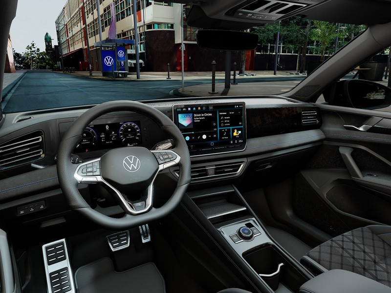 Volkswagen Tiguan 1,5 ETSI ACT R-LINE DSG 150 CV - 2