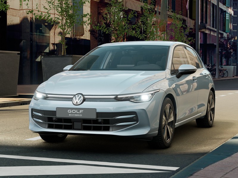Volkswagen Golf 1.5 TSI EHYBRID LIFE DSG - 1