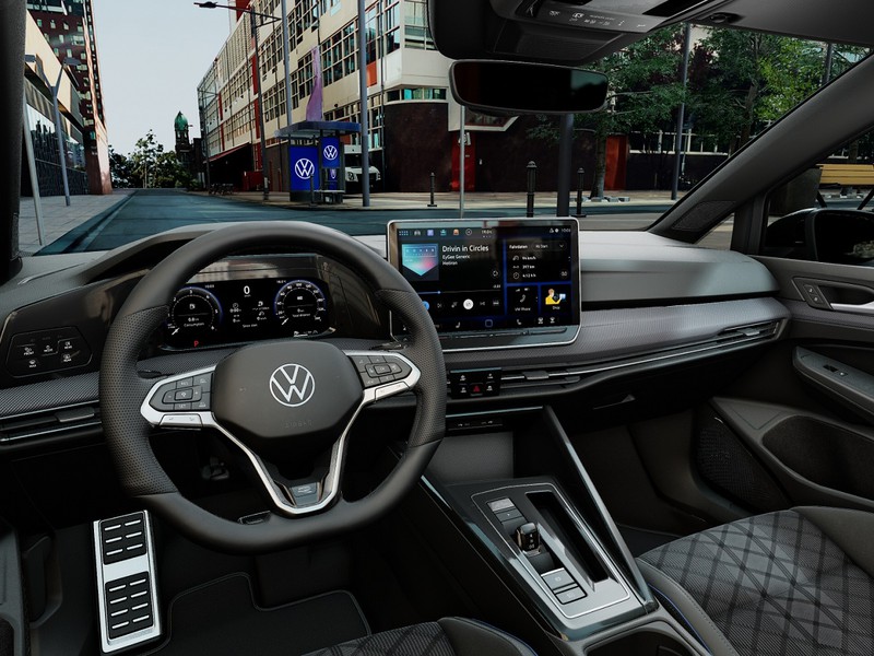 Volkswagen Golf 1.5 ETSI ACT R-LINE DSG 150 CV - 2