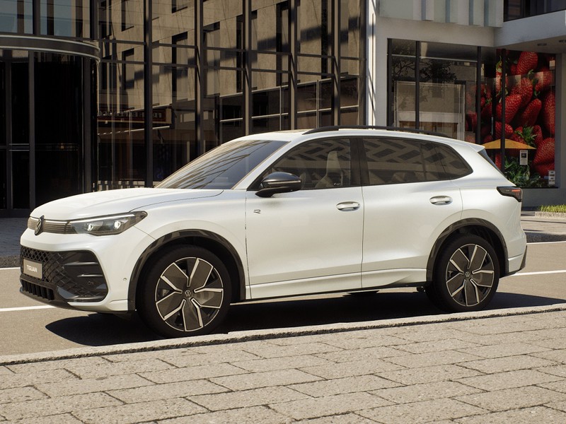 Volkswagen Tiguan 2.0 TDI SCR R LINE DSG 150 CV - 3