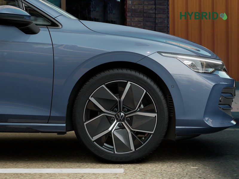 Volkswagen Golf 1.5 TSI EHYBRID LIFE DSG - 3