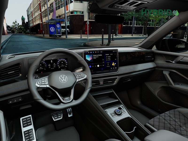 Volkswagen Tiguan 1,5 ETSI ACT R-LINE DSG 150 CV - 2
