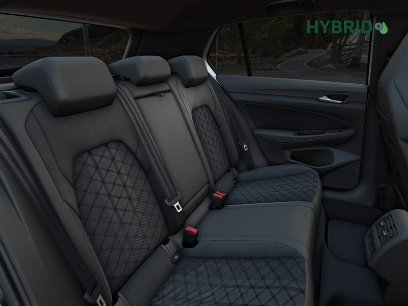Volkswagen Golf R-Line 1,5 l eTSI 85 kW (116 CV) - 5