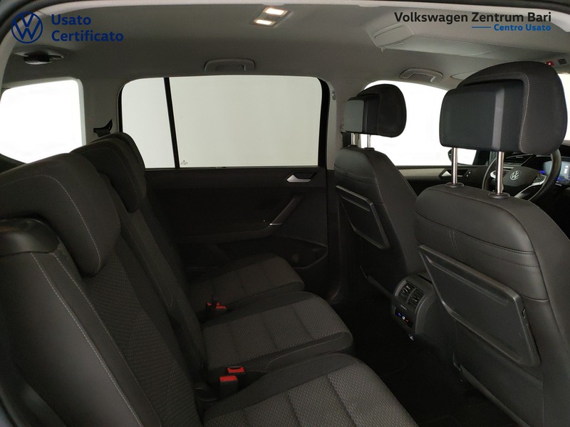 Volkswagen Touran 2.0 tdi business dsg - 17