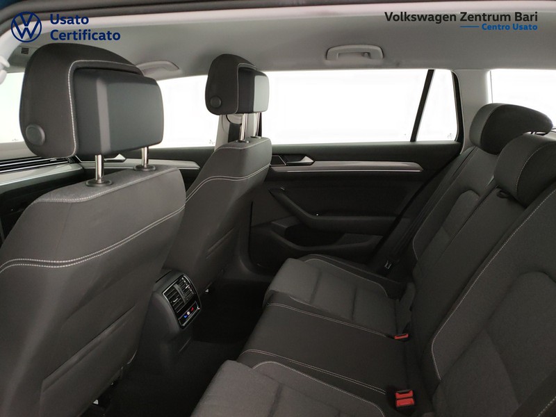 Volkswagen Passat variant 2.0 tdi business 150cv dsg - 14