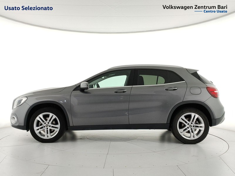 Mercedes GLA 200 d sport 4matic auto - 6