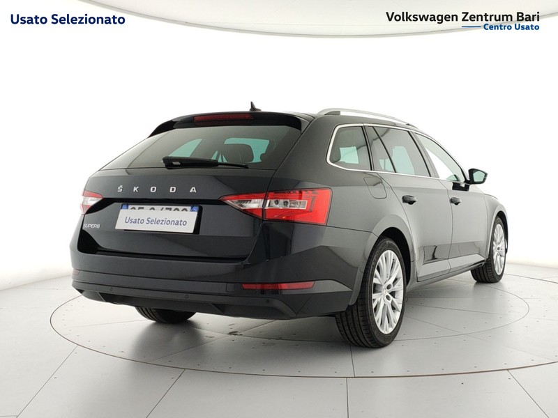 Skoda Superb wagon 2.0 tdi evo executive 150cv dsg - 5