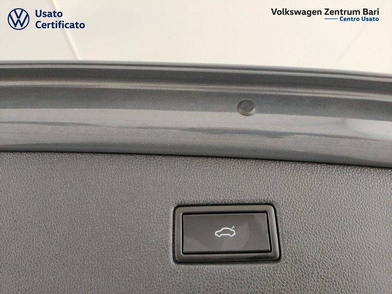 Volkswagen Tiguan 2.0 tdi elegance 150cv dsg - 21