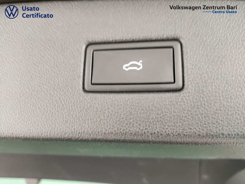 Volkswagen Tiguan 2.0 tdi elegance 150cv dsg - 18