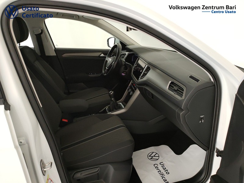 Volkswagen T-Roc 1.0 tsi style 110cv - 17