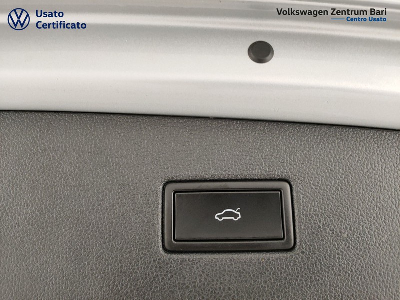 Volkswagen Tiguan 2.0 tdi elegance 150cv dsg - 17