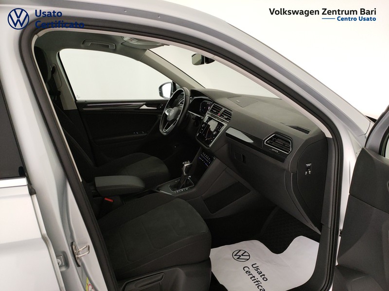 Volkswagen Tiguan 2.0 tdi elegance 150cv dsg - 19