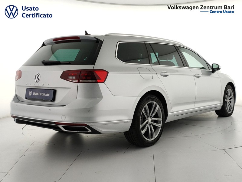 Volkswagen Passat variant 2.0 tdi executive 190cv dsg - 4