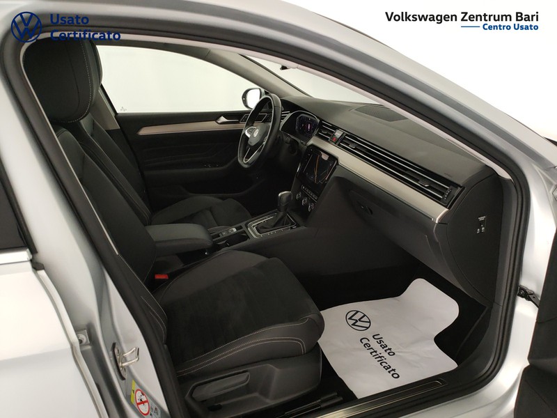 Volkswagen Passat variant 2.0 tdi executive 190cv dsg - 20