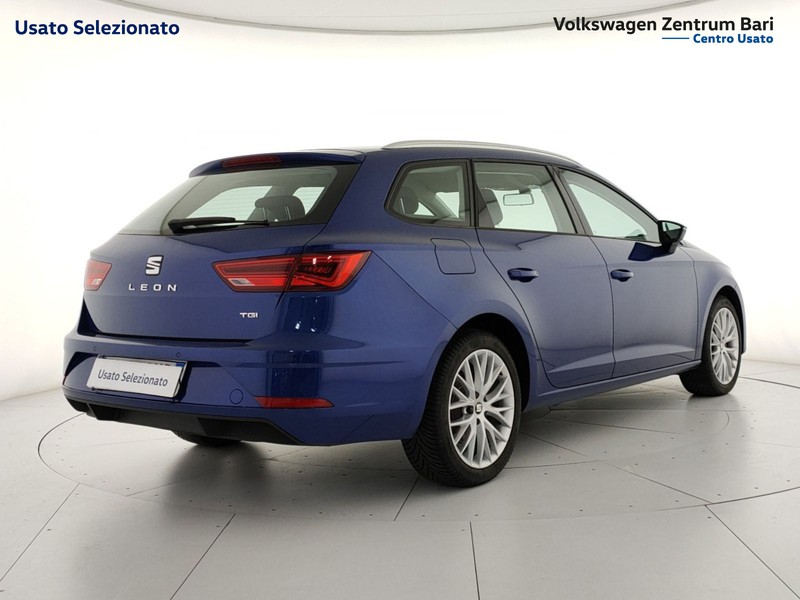 Seat Leon st 1.5 tgi style 130cv dsg - 4