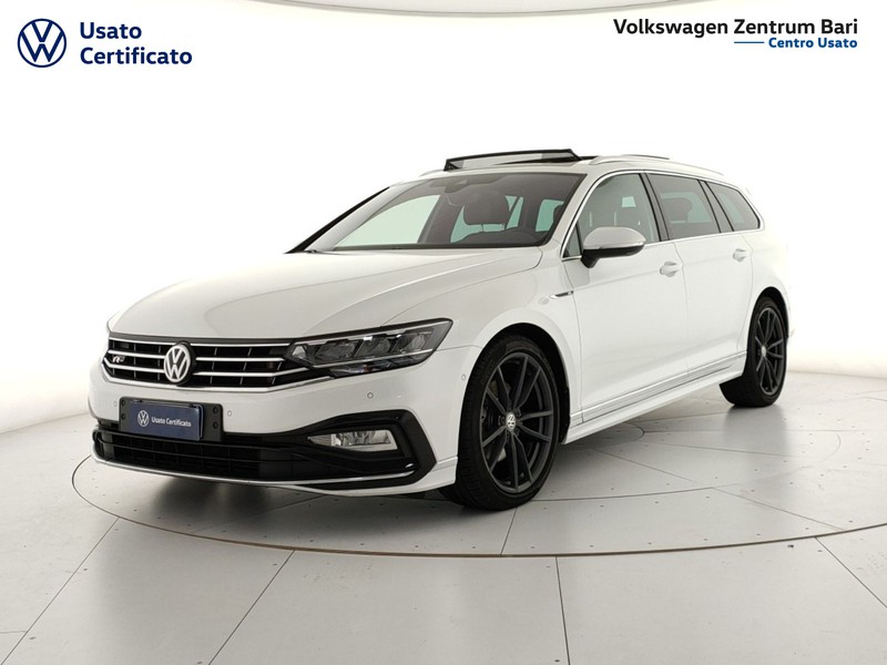 Volkswagen Passat variant 2.0 tdi executive 150cv dsg - 1