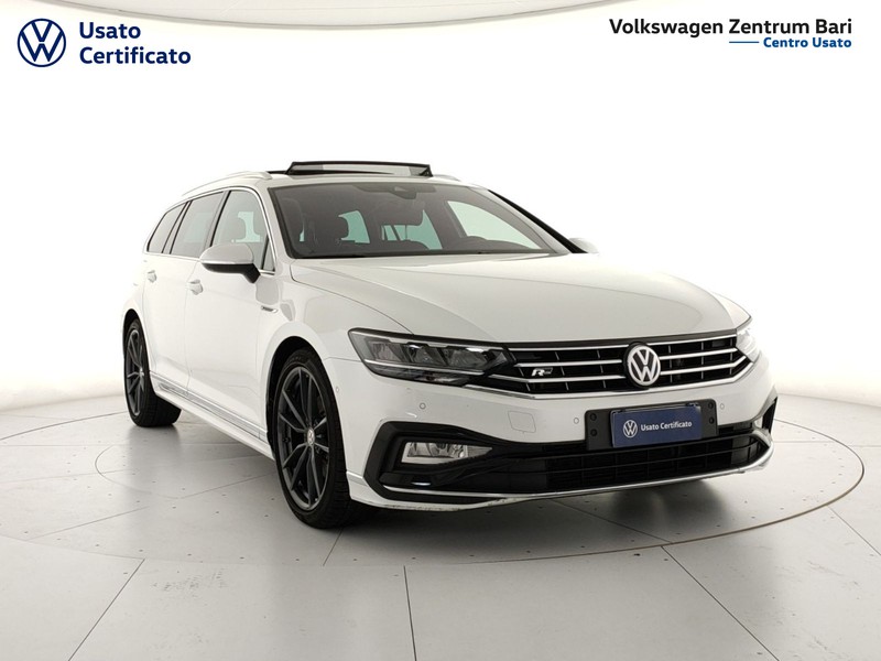 Volkswagen Passat variant 2.0 tdi executive 150cv dsg - 3