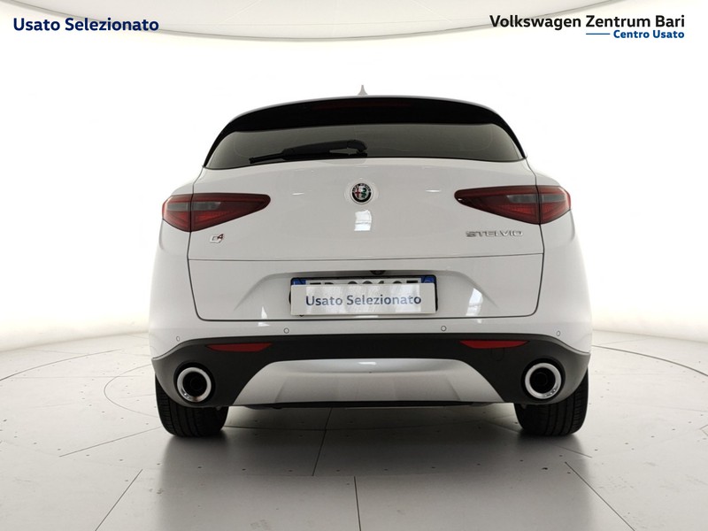 Alfa Romeo Stelvio 2.2 t business q4 210cv auto - 6