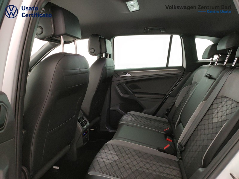 Volkswagen Tiguan 2.0 tdi r-line 150cv dsg - 19