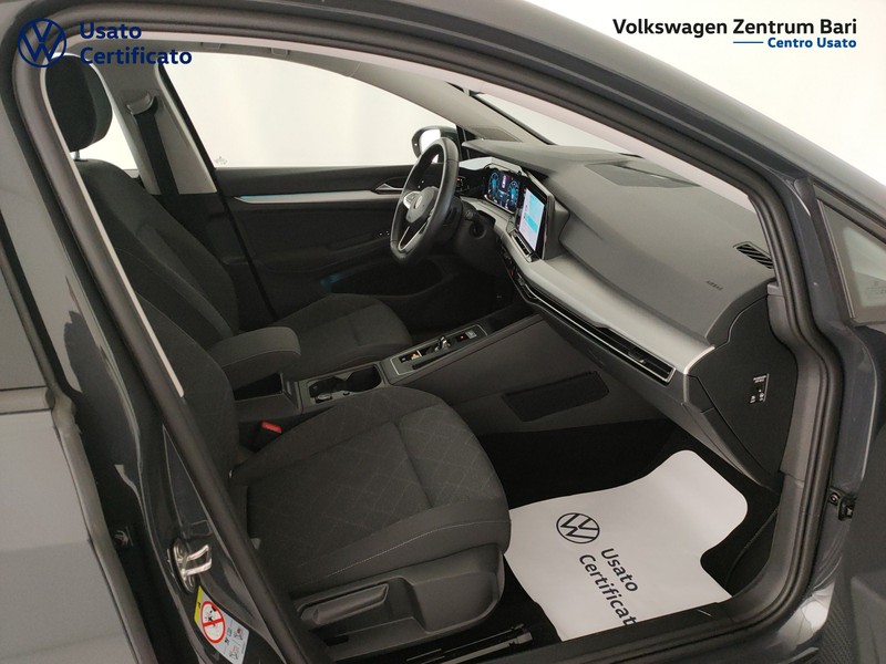 Volkswagen Golf 2.0 tdi life 115cv dsg - 20