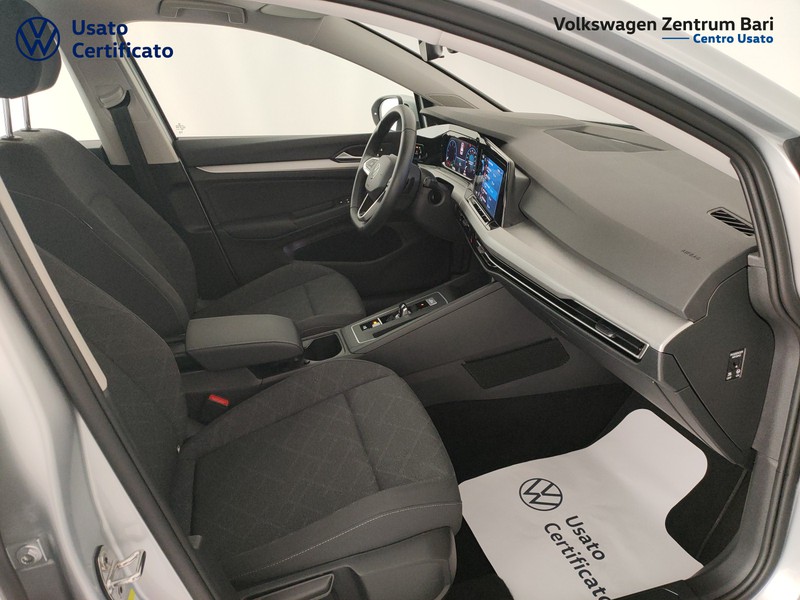 Volkswagen Golf 2.0 tdi life 115cv dsg - 19