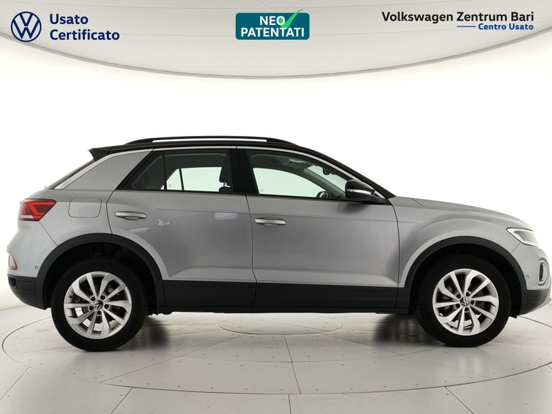 Volkswagen T-Roc 1.0 tsi life 110cv - 4