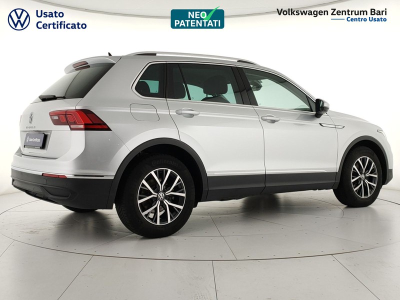 Volkswagen Tiguan 1.5 tsi life 130cv - 24