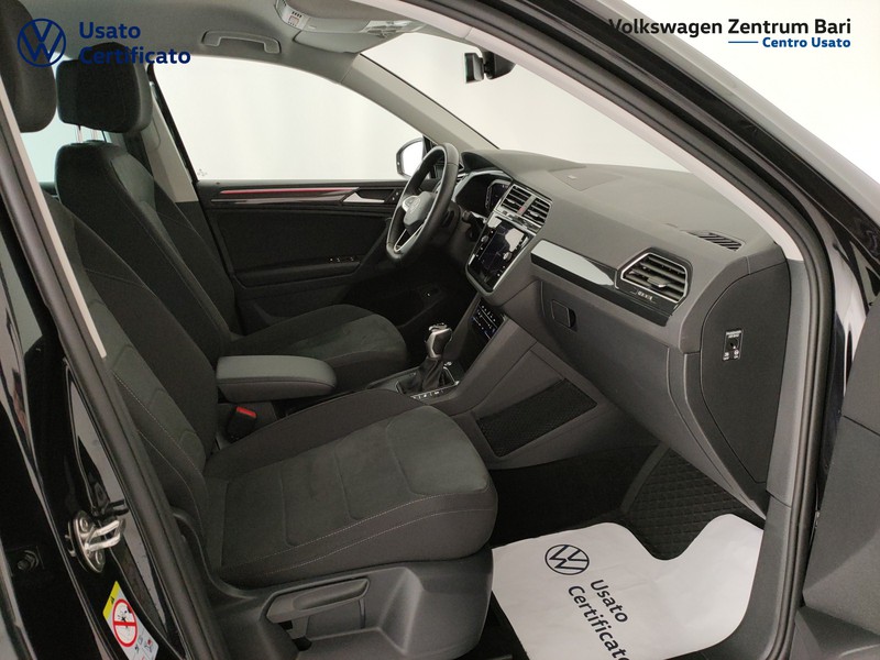 Volkswagen Tiguan 2.0 tdi elegance 150cv dsg - 22