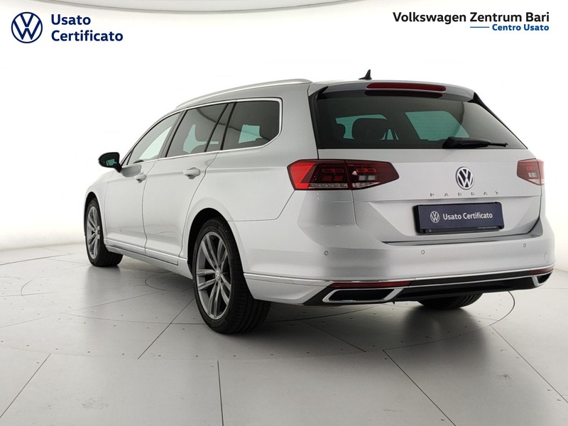 Volkswagen Passat variant 2.0 tdi executive 190cv dsg - 5