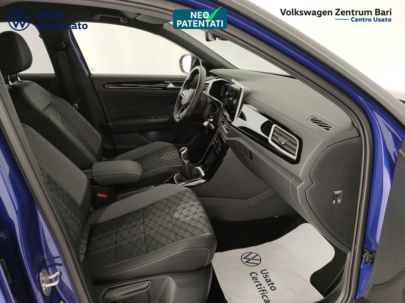 Volkswagen T-Roc 1.0 tsi r-line 110cv - 23