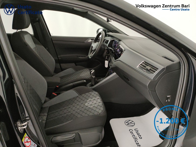 Volkswagen Taigo 1.0 tsi r-line 110cv - 25