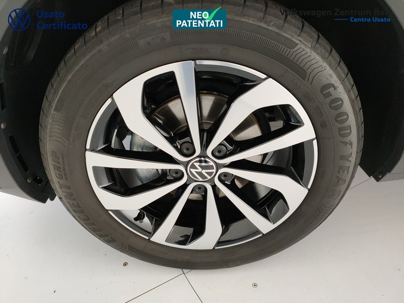 Volkswagen T-Roc 1.0 tsi style 110cv - 17