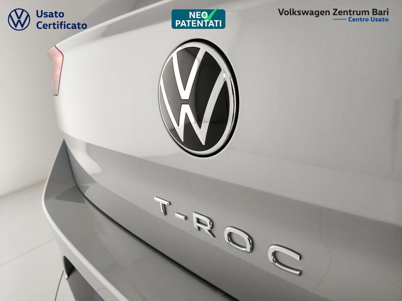 Volkswagen T-Roc 1.0 tsi style 110cv - 22
