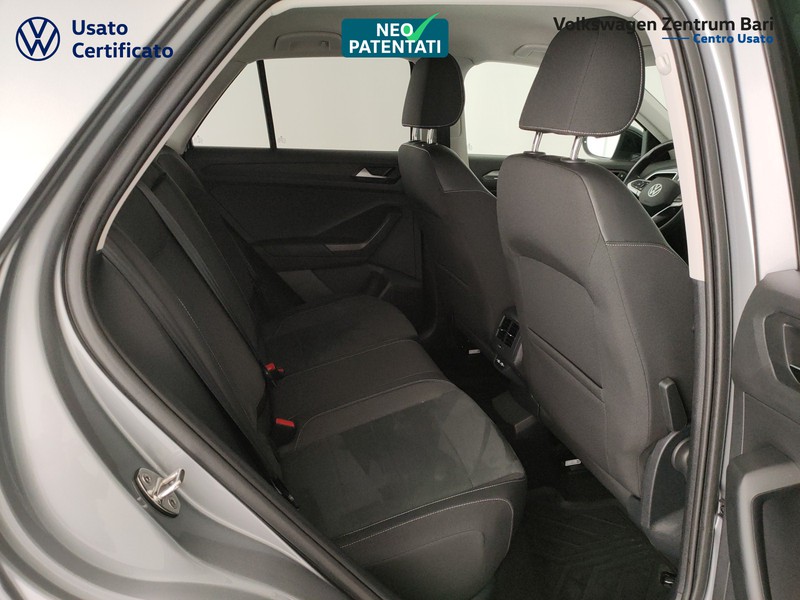 Volkswagen T-Roc 1.0 tsi style 110cv - 24