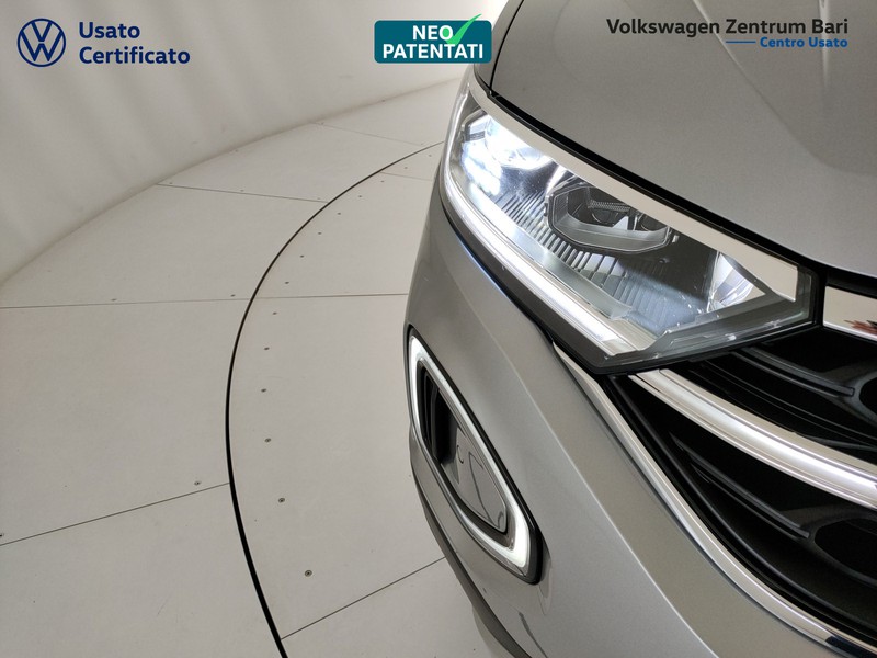 Volkswagen T-Roc 1.0 tsi style 110cv - 27