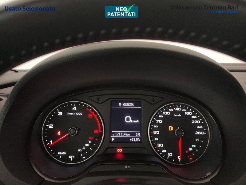 Audi A3 sportback 30 1.6 tdi business 116cv s-tronic - 8