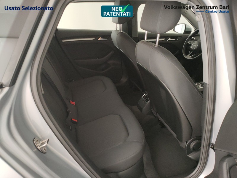 Audi A3 sportback 30 1.6 tdi business 116cv s-tronic - 25