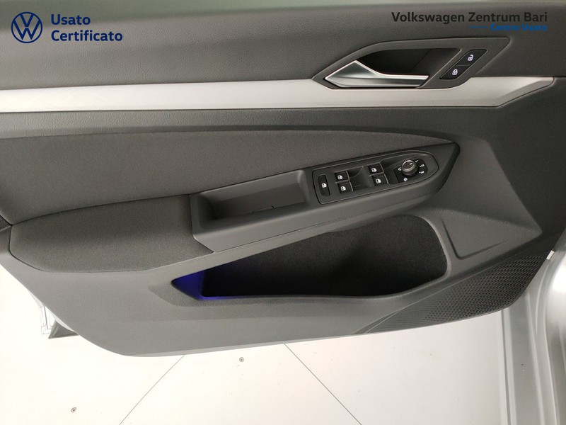 Volkswagen Golf variant 2.0 tdi life 150cv dsg - 12