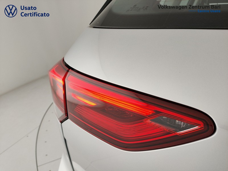 Volkswagen Golf variant 2.0 tdi life 150cv dsg - 18