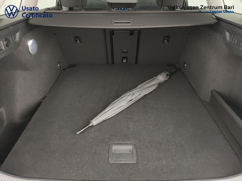 Volkswagen Passat 2.0 tdi scr business 150cv dsg - 19