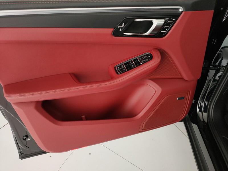 Porsche Macan 2.0 265cv pdk - 14